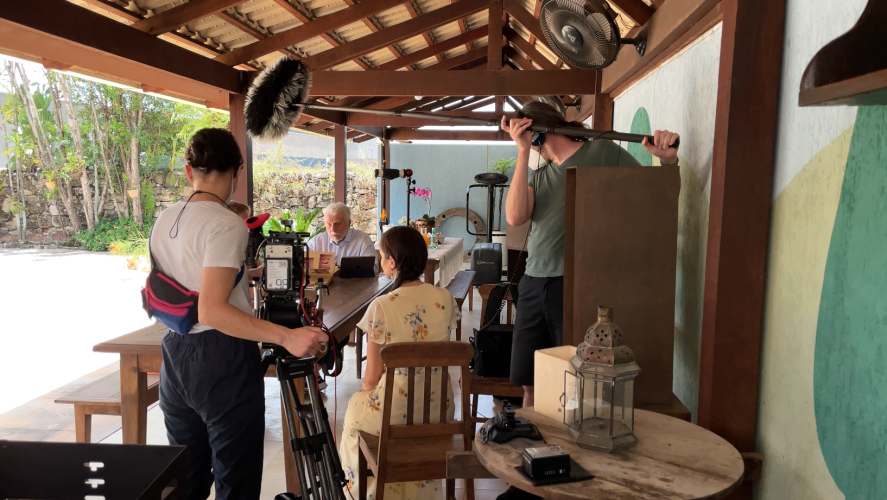 Shooting interview with François Moyen and his children in Belo Horizonte