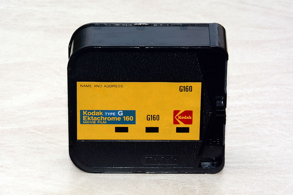 Photo: Kodak Etachrome 160 Super 8 film cartridge © Dnalor 01 / Creative Commons.